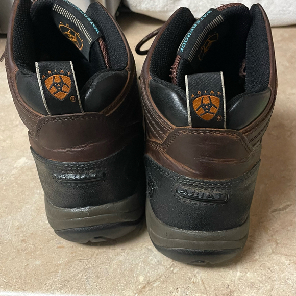 Mens Ariat Terrain Waterproof Boots Size 10B - Picture 3 of 7